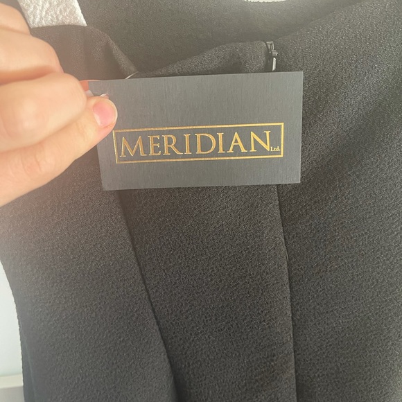 BLACK HALO- SAYER SHEATH DRESS - Picture 4 of 7